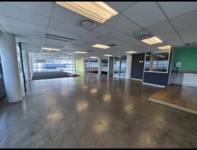492M² OFFICE TO LET IN SANDTON CENTRAL